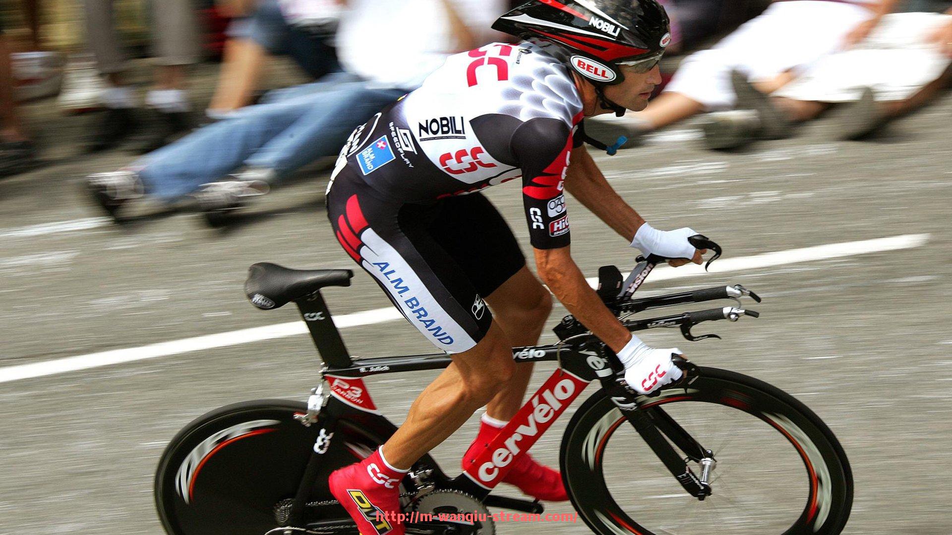 玩球直播-世俱杯转会窗口开放信息与分析